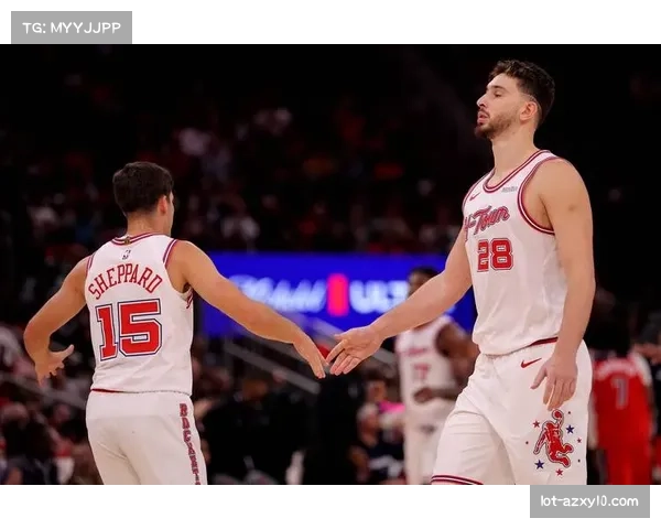 火箭G1申京体力不好却让谢泼德持球发起 防守端两个软肋被针对